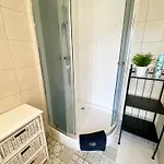 Old Town Apartment For Groups - River View - Five Bedrooms - Comfy Apartments Apartament