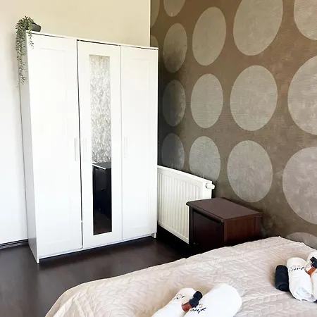 아파트 Lts Rent Comfortable River View & Art, Five