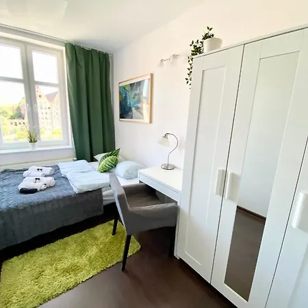 Lejlighed Old Town Apartment For Groups - River View - Five Bedrooms - Comfy Apartments Gdańsk